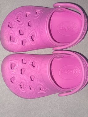 Skechers Kids Pink Heart Clog-Style Sandals